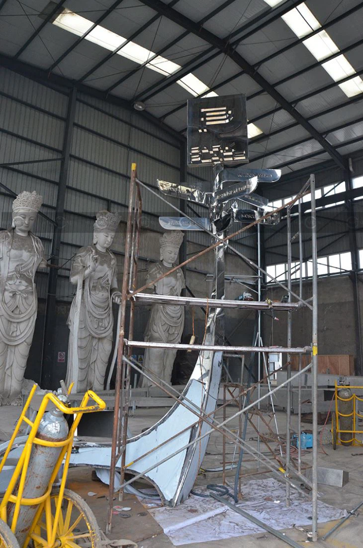 Fabricating-stainless-steel-sculptures-urban-ulaanbaatar